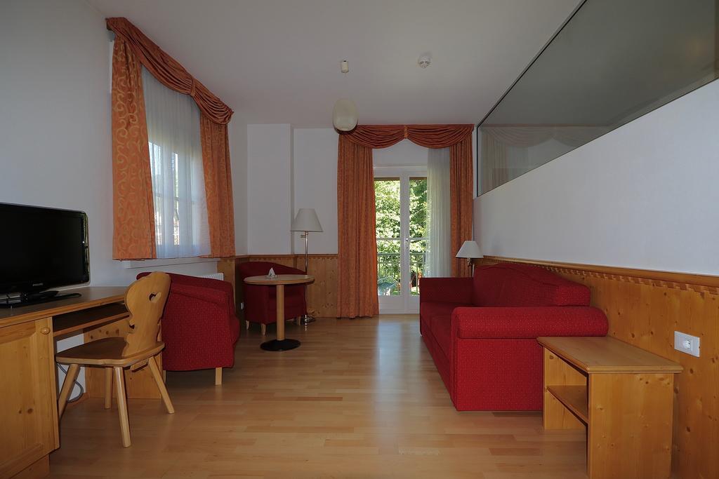 Parkhotel Post Chiusa Exterior foto